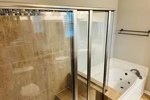 411 E Alexander Ln, Euless, TX 76040 - Photo 15