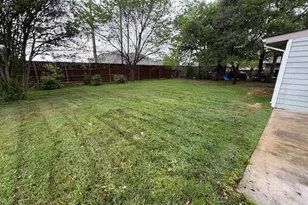 411 E Alexander Ln, Euless, TX 76040 - Photo 9