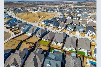 14317 Overlook Park Drive, Fort Worth, TX 76008 - Photo 37