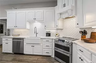 1000 Stone Bridge, Mt Pleasant, TX 75455 - Photo 11