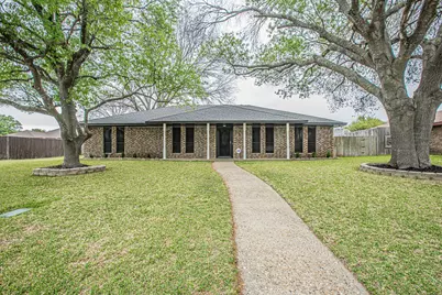 911 Cambridge Drive, Duncanville, TX 75137 - Photo 3