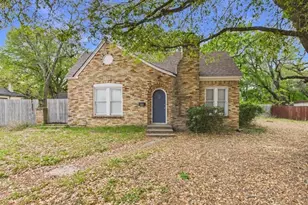 224 S Pinkerton St, Athens, TX 75751 - Photo 1