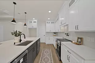 905 N Trinity St, Decatur, TX 76234 - Photo 15