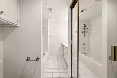 5200 Martel Avenue #18D, Dallas, TX 75206 - Photo 11