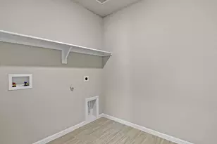 541 Marsh St, Cleburne, TX 76033 - Photo 9