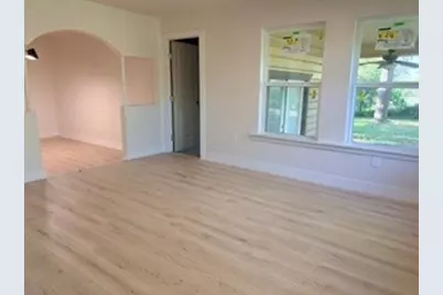 7305 Anderson Boulevard, Fort Worth, TX 76120 - Photo 3