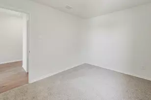 2076 Bobby Ashcraft Dr, Lindale, TX 75771 - Photo 13