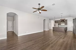 214 Garden Grove Dr, Waxahachie, TX 75165 - Photo 9