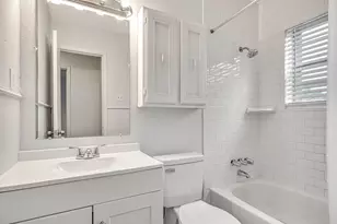 913 Patricia Dr, Sherman, TX 75090 - Photo 7