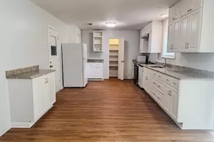 913 Patricia Dr, Sherman, TX 75090 - Photo 7