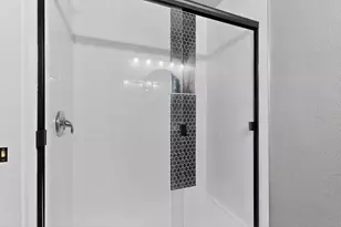 10546 Hoot Owl Hollow, Wills Point, TX 75169 - Photo 15