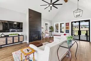 108 Golf Walk Cir, Denison, TX 75020 - Photo 9