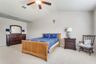 416 Hunt Dr, Lewisville, TX 75067 - Photo 19