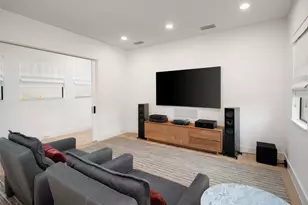 5000 W Hanover Ave, Dallas, TX 75209 - Photo 23