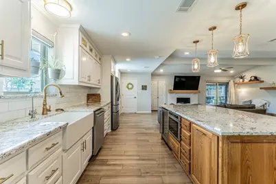 210 Bexar Drive, Highland Village, TX 75077 - Photo 7