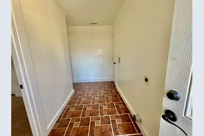 2212 Barlow Avenue, Dallas, TX 75224 - Photo 15