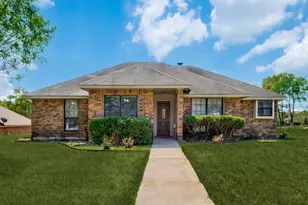 1228 Cliff Trail, DeSoto, TX 75115 - Photo 1