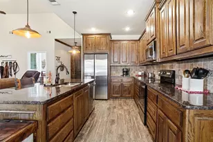 1024 Tex Ln, Springtown, TX 76082 - Photo 13