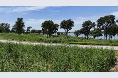 Lot 80 & Bl # 16 Shoreside Drive, Corsicana, TX 75109 - Photo 15