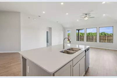 1423 Golden Meadow Drive, Van Alstyne, TX 75495 - Photo 9