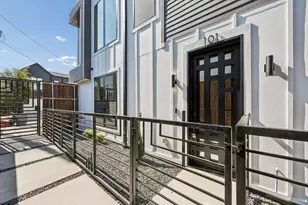 4719 Manett St, Dallas, TX 75204 - Photo 5