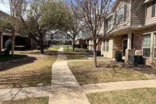 2205 Stoneleigh Pl, McKinney, TX 75071 - Photo 3