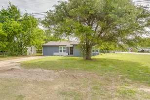 500 N Main St, Joshua, TX 76058 - Photo 3