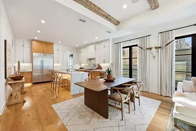 806 Thomasson Drive, Dallas, TX 75208 - Photo 11