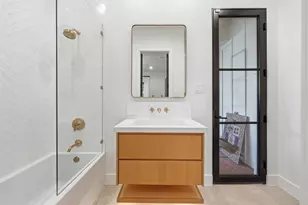 806 Thomasson Dr, Dallas, TX 75208 - Photo 7