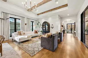 806 Thomasson Dr, Dallas, TX 75208 - Photo 9