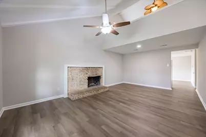 532 Kent Drive, Lewisville, TX 75067 - Photo 3