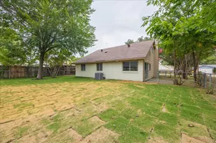 532 Kent Dr, Lewisville, TX 75067 - Photo 23