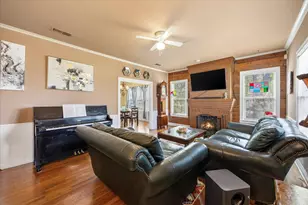 2019 Oneal St, Greenville, TX 75401 - Photo 5