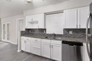 1612 Mims St, Fort Worth, TX 76112 - Photo 17