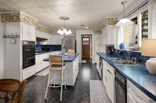 327 N Ponsard St, Troup, TX 75789 - Photo 9