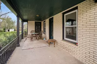 327 N Ponsard St, Troup, TX 75789 - Photo 31