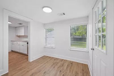 908 E Houston Street, Sherman, TX 75092 - Photo 5