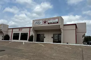 617 W Kearney St, Mesquite, TX 75149 - Photo 1