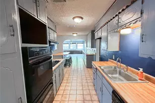 1118 Bryant St, Benbrook, TX 76126 - Photo 9