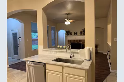 6405 Brownstone Drive, McKinney, TX 75070 - Photo 11