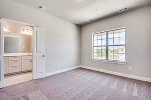 641 Hutchinson Ln, Lewisville, TX 75077 - Photo 11