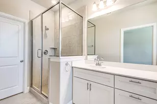 641 Hutchinson Ln, Lewisville, TX 75077 - Photo 13