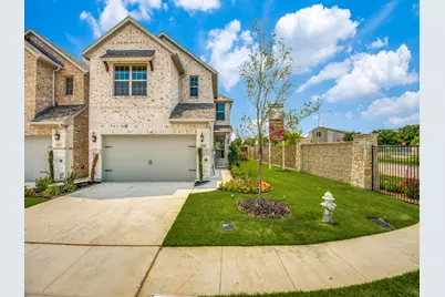 641 Hutchinson Lane, Lewisville, TX 75077 - Photo 1