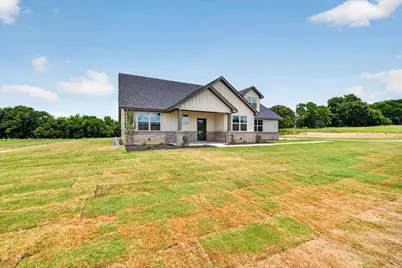 108 Loveta Lane, Boyd, TX 76023 - Photo 3