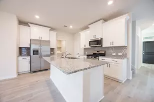 940 Apeldoorn Trl, Little Elm, TX 75068 - Photo 9