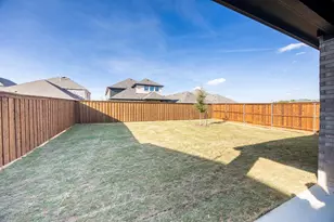 940 Apeldoorn Trl, Little Elm, TX 75068 - Photo 31