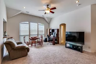 8561 Navisota Dr, Lantana, TX 76226 - Photo 17