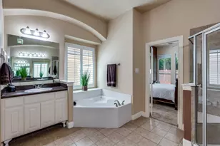 8561 Navisota Dr, Lantana, TX 76226 - Photo 13