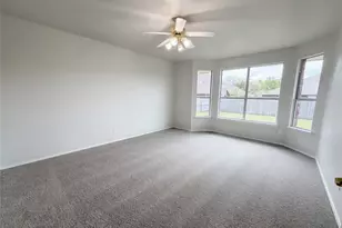 916 Matagorda Ln, DeSoto, TX 75115 - Photo 13