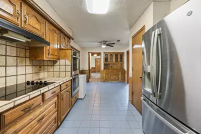 2106 Meadowview Circle, Garland, TX 75043 - Photo 9